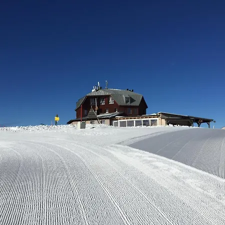 Mayr Апартаменты